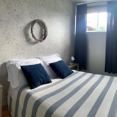 Logement 3 ,5 Entierement Prive Lac-Mégantic Buitenkant foto